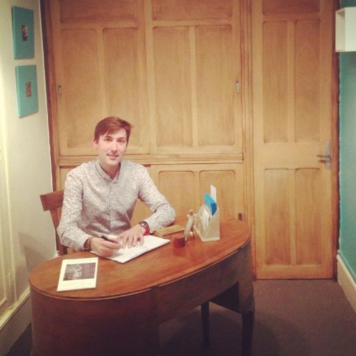Directeur Office de Tourisme, Maître-Conférencier Marketing & Business. Passionné de voyages, de découvertes, d'ouverture sur le Monde #REM. Citoyen #EnMarche