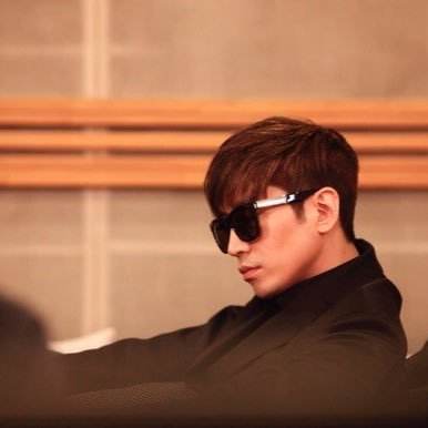 riczzang0216's profile picture. 