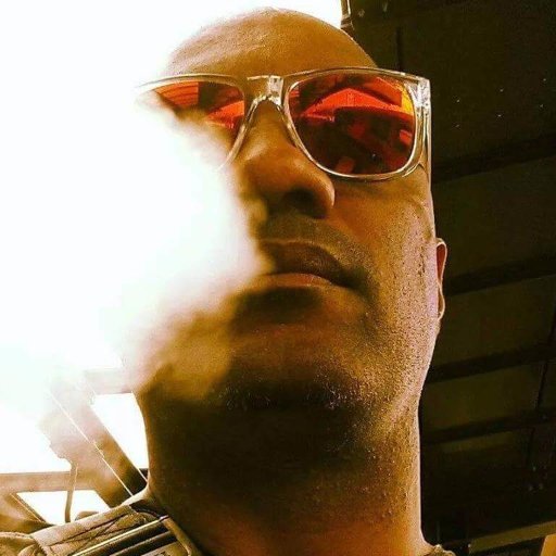 CalvLeRecruteur's profile picture. Mancunien. Mari. Père. Ami. Philosophe. Poète. Comique. Responsable de Recrutement chez Wemagine. Résident de Pantin.