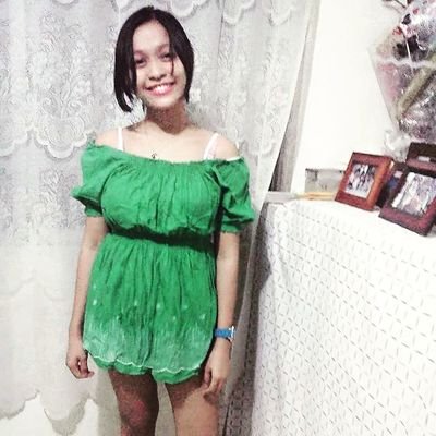 I'm always smiling everyday
Di mabibili ang kaligayahan ng isang tao.
You always remember Give And Take po :)