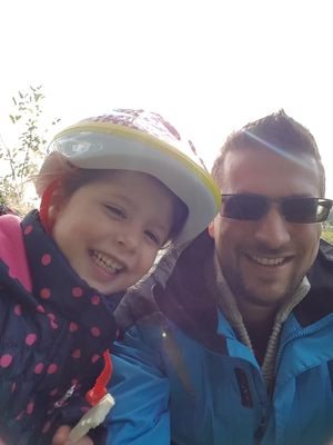 ENotarianni's profile picture. Massive @chelseafc fan and #boxing fanatic