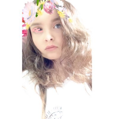 readwizzy's profile picture. 