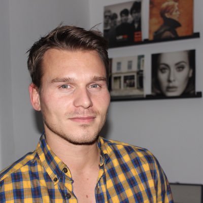 Rhoolwerf's profile picture. 1985 * TV * Muziek * Series *