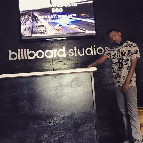 Producer/Artist From St.Louis Always Working In The Studio 24/7 Prod. Credits: Lil Baby, No Plug, QC Lil Marlo, DrugRixh Peso