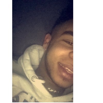 IIm_Complexed's profile picture. Duo-MouldyQuim🤢 member of TeamExtreme