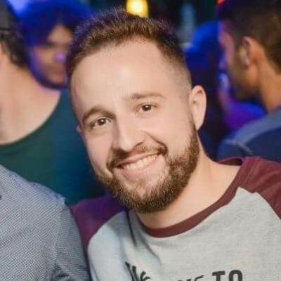 Viajante, amante de tecnologia e escreve umas coisas aí. Colaborador do @505indie e @MoveThatJukebox . Blogueiro do @BrasilPost nas horas vagas.