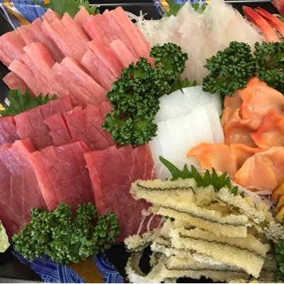 ohishisakana's profile picture. 大石商店（大石さかなや）です🐟月火定休日🙏 土日祝日必ず営業してマス👍 しらす屋さんじゃない方です。お買物 10時頃〜19時頃まで🐠 中飲み11時頃〜18時L.O📞よろしくお願いします🙇‍♂️ 静岡市駿河区高松2277 ☎︎054-237-2525