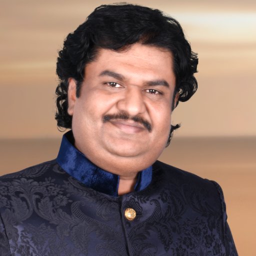 Osman Mir is an Indian playback singer who has been singing in Hindi and Gujarati Movies since long.He is also known for Folk,Ghazal,Bhajan,Sugam,Santvani.