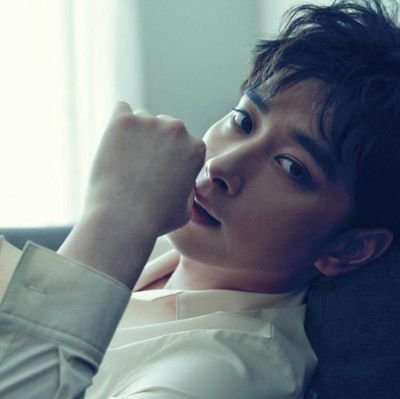 よろしくお願いします。氣志團と2PM(CS💜寄り)、BTS Jimin 魅力にやられてます。時々、KinKi、BIGBANGも。