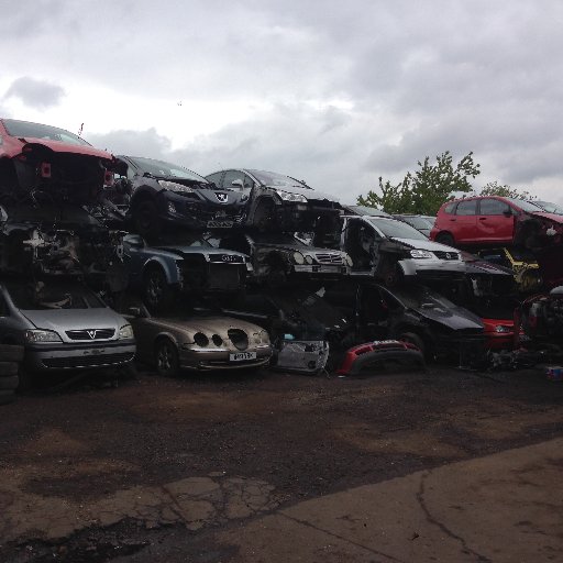 Car Salvage Yard: Specialists in car parts and spares. 0121 753 2921
centralcarparts@hotmail.co.uk