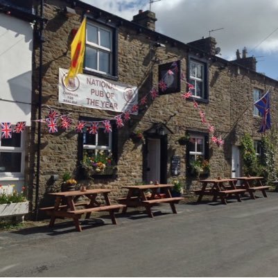 The Swan With Two Necks is a traditional pub in the heart of the Ribble Valley, just outside Clitheroe. Popular among real ale enthusiasts and food lovers.