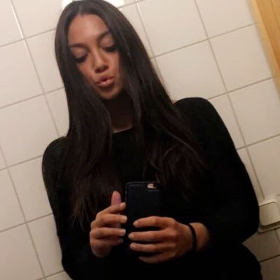 claragentele's profile picture. Det lilla jaget