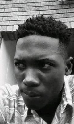 *proud ULgraduate,B.A Comunnication studies*
football player
*keita*
*self driven.
No mediocre
Simply the best....
Taking life as if I'm the conductor on duty.