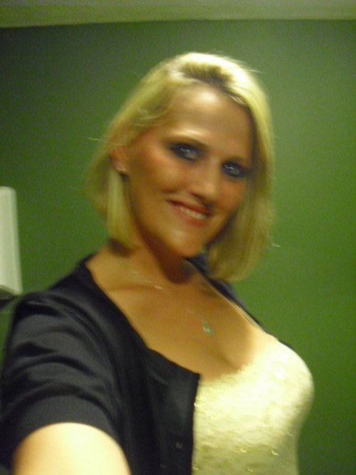 Debihunter1's profile picture. 