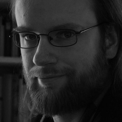 Leitender Layouter bei Ulisses Spiele. Privataccount. Ich bin derzeit nicht aktiv hier und dieser Account ist nur eine Weiterleitung meines Blogs. Kontakt dort.