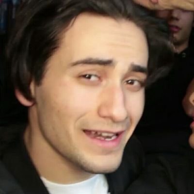 bony_yu's profile picture. Be kind. Always. 🎈🎈🎈

inst: bony_yu