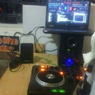 STARBWOOI's profile picture. Music