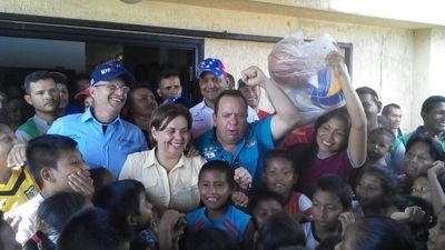 Equipo de la Coordinación de Gestión Socialista de Mercal Delta Amacuro. Garantizando la Soberania Alimentaria a Nuestro Pueblo. Viviremos y Venceremos!