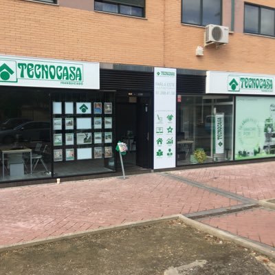 Oficina de Tecnocasa en Parla Este.