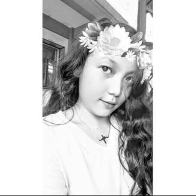 merl_wesley's profile picture. i love eating and i love my bestfriends
@goddamnitskenly 💋👅