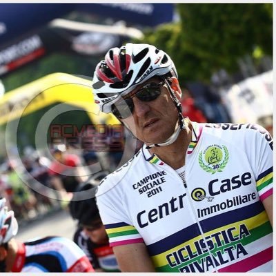 surfettista's profile picture. Ham radio op., webmaster e fotografo per hobby, cicloamatore per diletto e passione ... sfrenata.