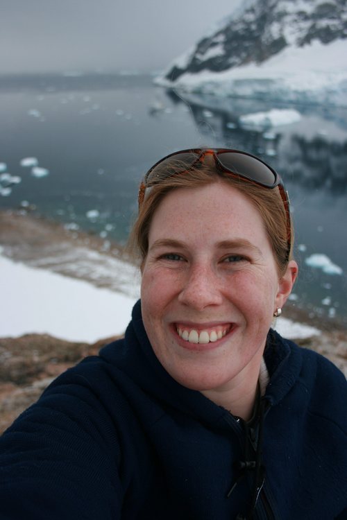 WhaleNerd's profile picture. Enthusiastic marine systems educator specializing in cetaceans.