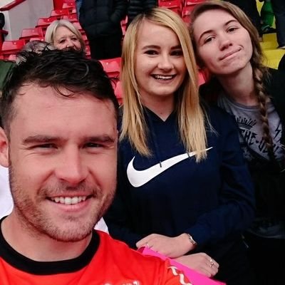 robron_meme's profile picture. Funny stuff about your favourite emmerdale couple ❤💜💙