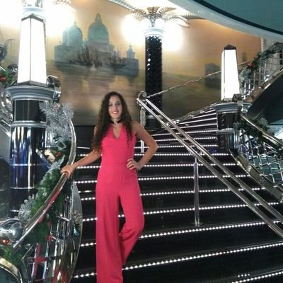 8Vickyperez's profile picture. 