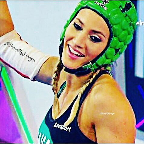 #Micaelistos -Bicampeona-💚Verde💚Exitosa Es Aquélla Mujer Qué Construye Su Propio Castillo Con Los Ladrillos Qué Le Lanzaron Para Verla Caer✨ K3V Y GU1D0,LUK45