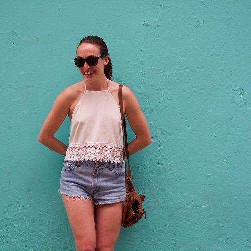 Mel22Kel's profile picture. Co-founder of @zieleymag