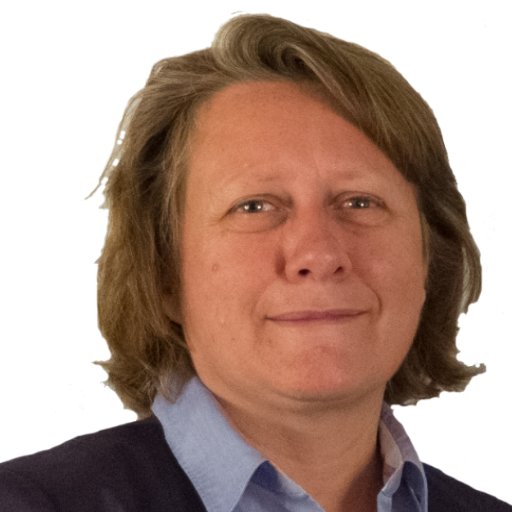 Secrétaire departementale du PCF95 Prof de math - Mes propos n'engagent que moi
Conseillère régionale Ile de France