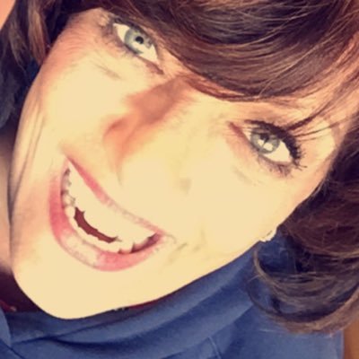 suzanne_tweet's profile picture. LISW