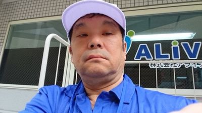 僕の聴力障害者です。
今現在、アライブ会社を勤めています。