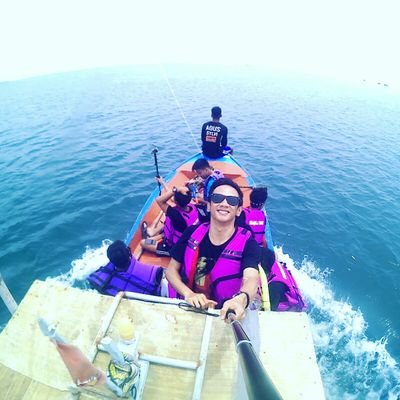 fajj_13's profile picture. Lefties people, traveler, creative designer, dreamer, impulsive on the present and the
future, forever young.
fajaradrian13@gmail.com