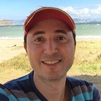Informático y emprendedor! Agradecido con Dios y mis padres por cada día de mi vida =)