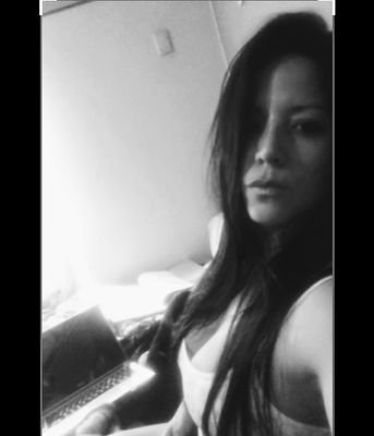 MayraBu10521192's profile picture. Musica Urbano Pop Latino Salud Moda