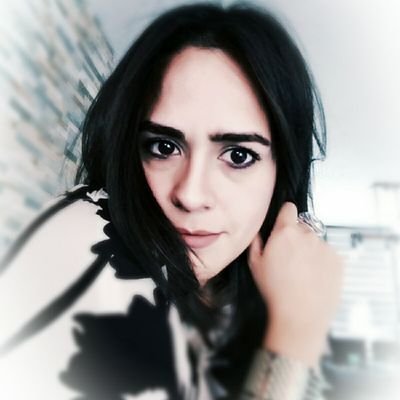 thedropcaps's profile picture. Trotamundos, excéntrica, bibliófila, antiquaria, viviendo en la época equivocada …
Wanderer, Eccentric, Bibliophile, Antiquephile, living in the wrong era...