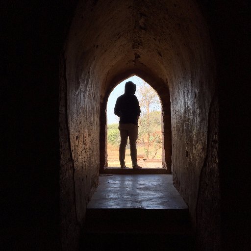 SateP0te's profile picture. just a man
