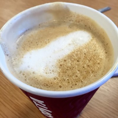 realsarahdee's profile picture. European mind reader, juggler, lion-tamer, magician...