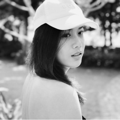 Short story day by day. I'am URBAN PLANNER, Mobile UI&UX Designer, Creative, Project Menage, Start Up, MOLOME, FoamMilk And Life Style Blogger.