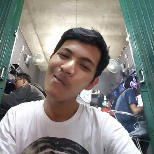 ahmdfqh's profile picture. 😃😃😊😊