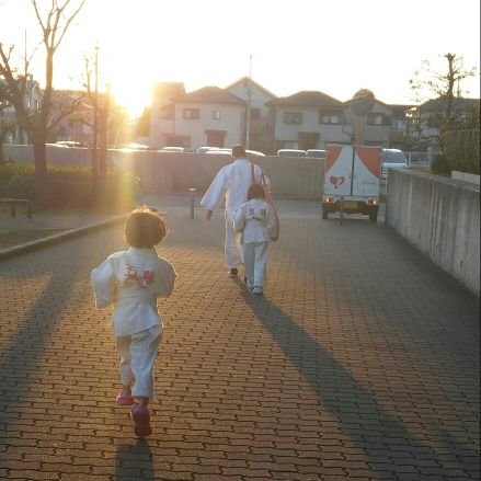 maiyoumama510's profile picture. 趣味は子供と闘う事です😁