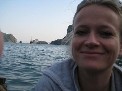 christel1211's profile picture. Amsterdam, Twente, banking, gezonde wereld ook op lange termijn, deal driven, klant centraal, mama van zoon die van treinen houdt, pilates, hardlopen