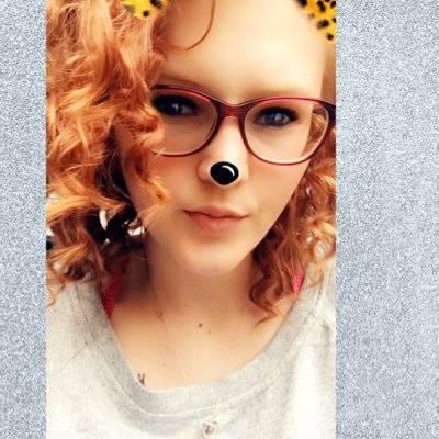 Youtubers fiancé 😍 Mummy of a monkey🐒 Live everyday🎉 Photographer 📸    Instagram: x_missyleighh_x