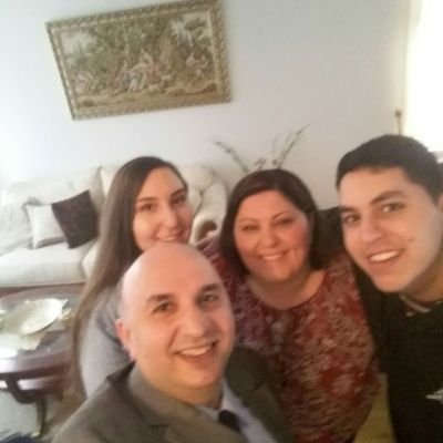 mmnh1977's profile picture. 