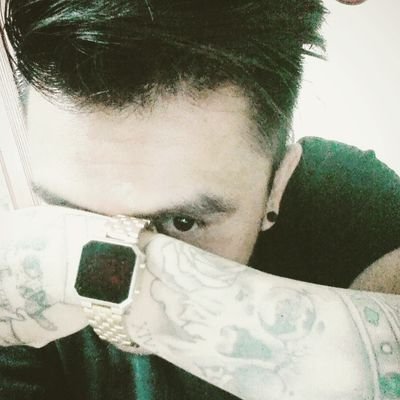 KiqeLg's profile picture. Jamás te aferres a algo que no puedes abandonar en 5 minutos