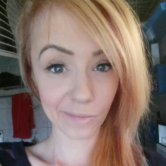 CathyCarlsberg's profile picture. .