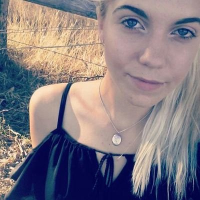 CourtneyRadkee's profile picture. South Australia, F.I.R , P.T.V., S.W.S.
I'm a Wanna-be but I dont wanna-be what you want me to be.