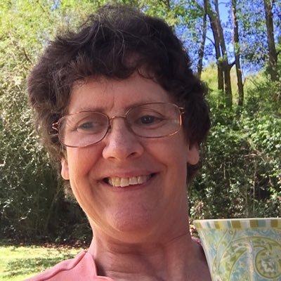 Wife, mother, sister, daughter, conservative Republican and happy. I volunteer at Mobile County Sheriff's office & at the Ronald McDonald House.