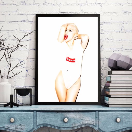 Poster_Celebrit's profile picture. Poster